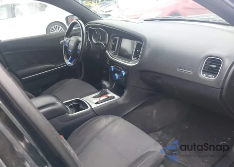 2015 Dodge Charger R/T z USA, uszkodzony, nr VIN 2C3CDXCT8FH754630